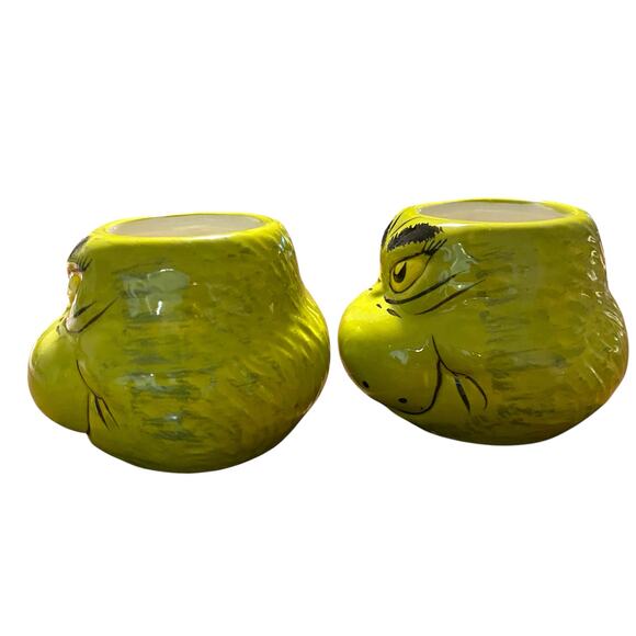 Dr. Seuss The Grinch Mug Green 3D Figural Sculpted Christmas Holiday Shot Glass - Picture 2 of 11